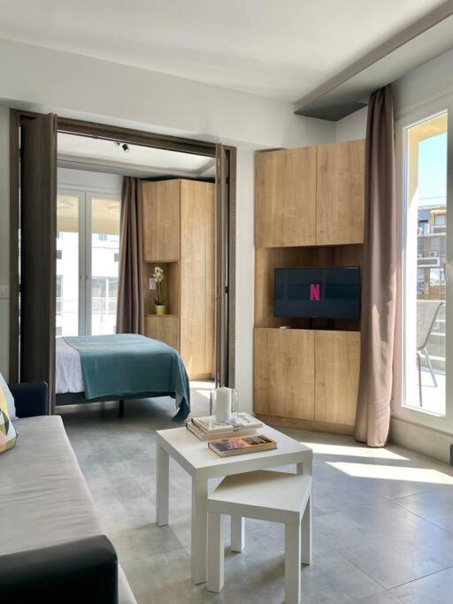 Domus City Apartment With Wonderful Balcony Tessalónica Exterior foto