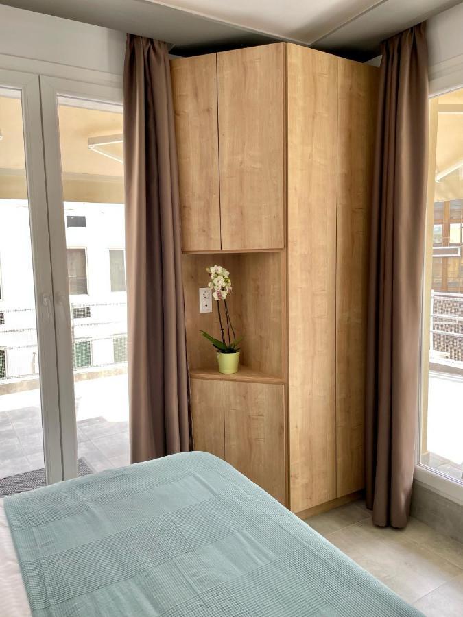Domus City Apartment With Wonderful Balcony Tessalónica Exterior foto