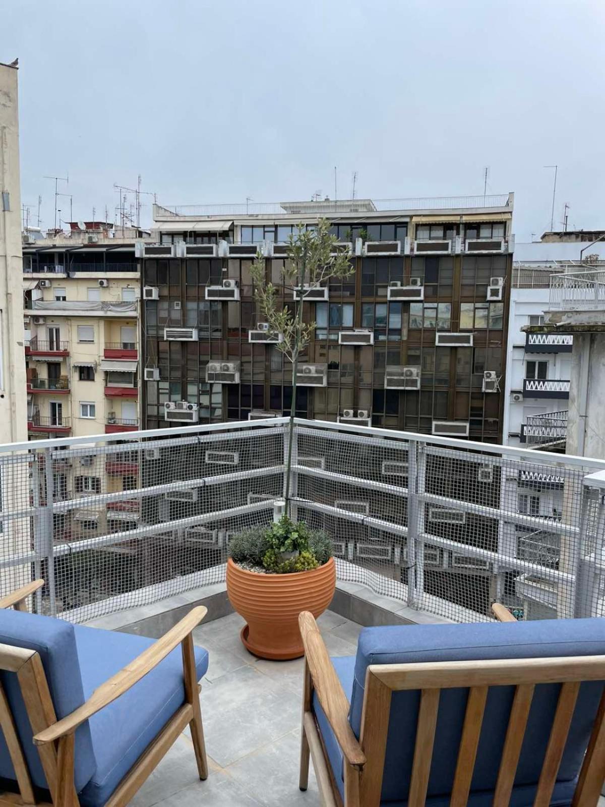 Domus City Apartment With Wonderful Balcony Tessalónica Exterior foto